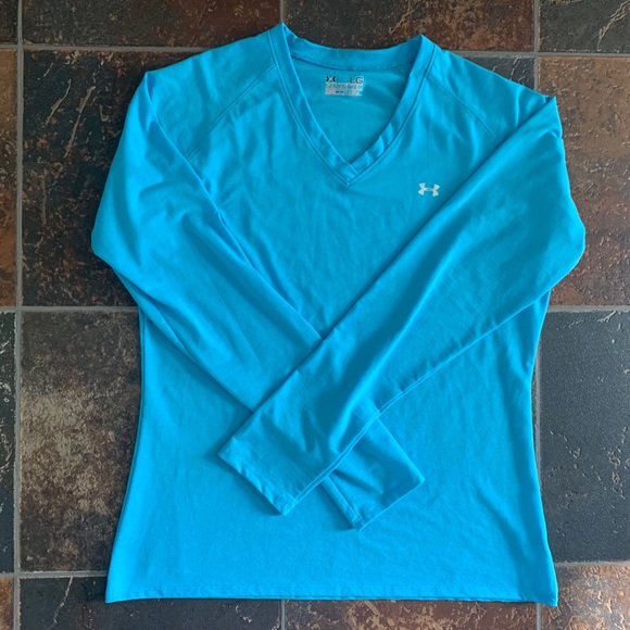Under Armour Tops - 🔥Under Armour Long Sleeve Shirt Woman’s Size L